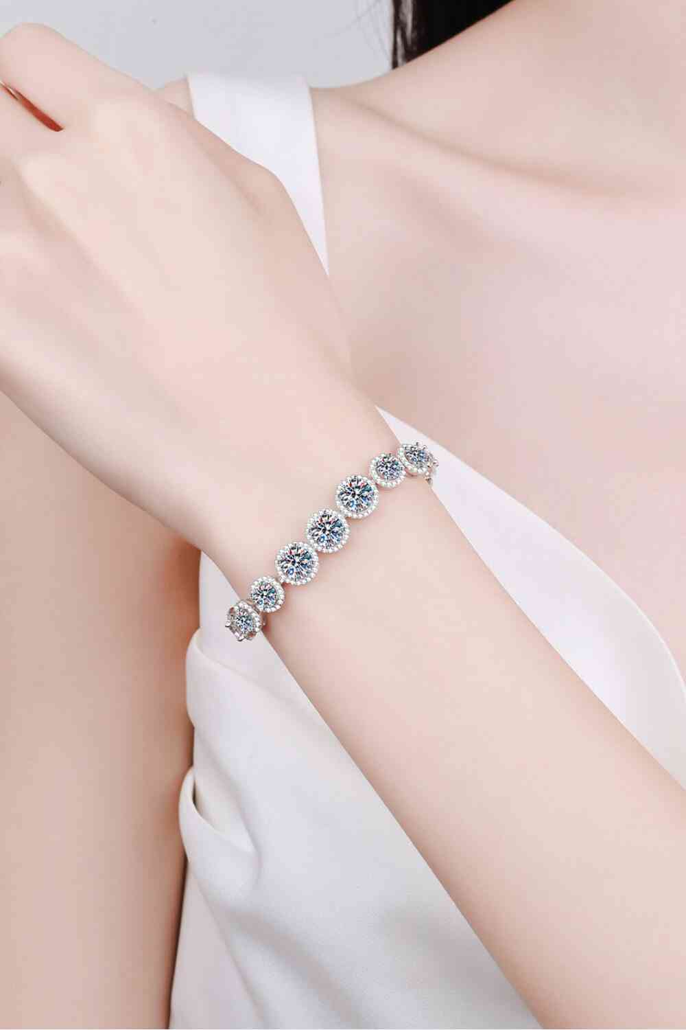 925 Sterling Silver 10.4 Carat Moissanite Bracelet - TheMcMillionairesCollection